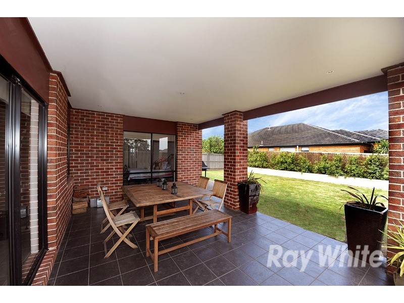 23 Montpelier Drive, Berwick VIC 3806