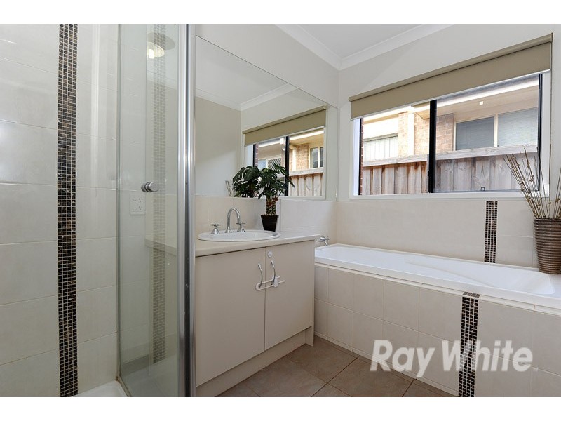 23 Montpelier Drive, Berwick VIC 3806