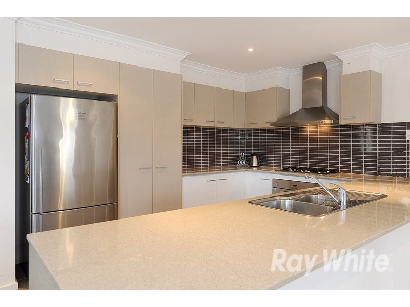 63 Meridian Circuit, Berwick VIC 3806