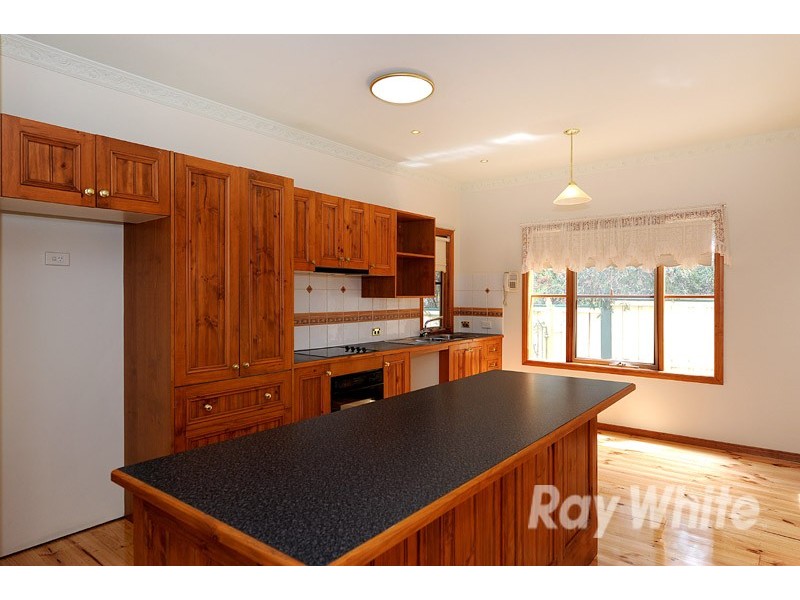 43 Jerilderie Drive, Berwick VIC 3806