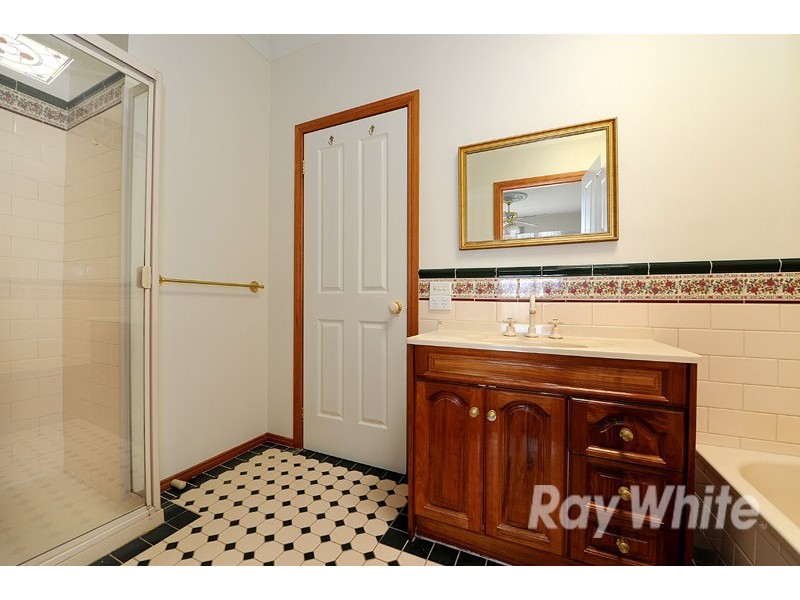 43 Jerilderie Drive, Berwick VIC 3806