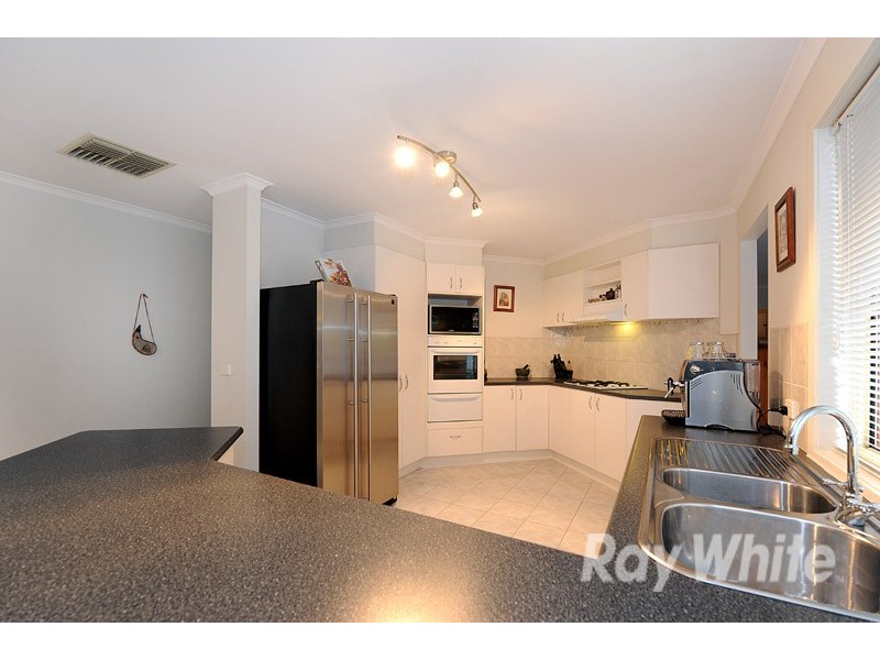 7 Tudor Court, Narre Warren VIC 3805