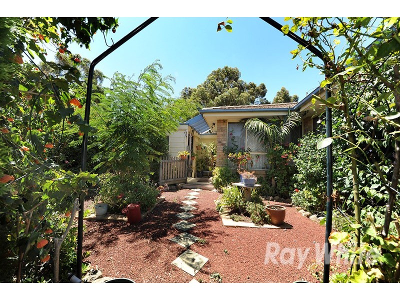 13 The Gateway, Berwick VIC 3806