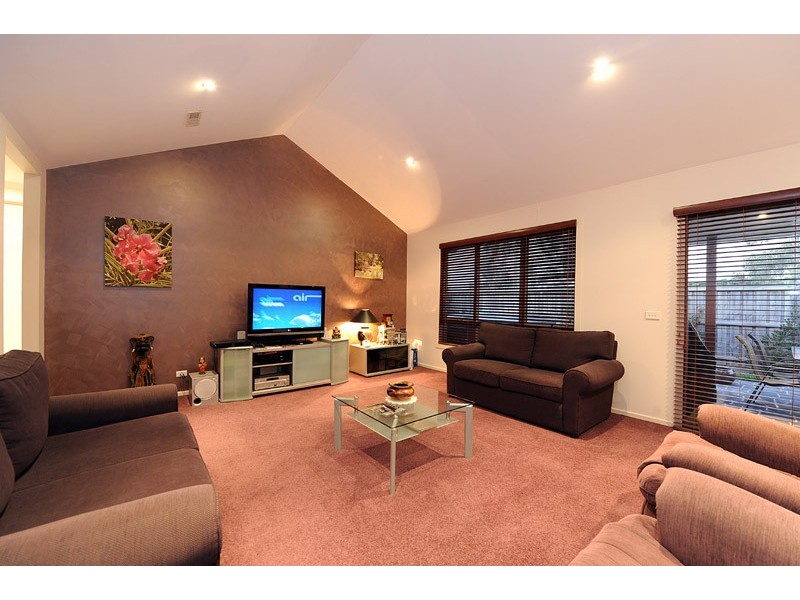 10 Viewgrand Drive, Berwick VIC 3806