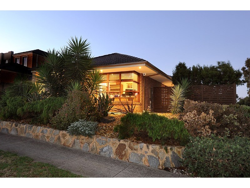 10 Viewgrand Drive, Berwick VIC 3806