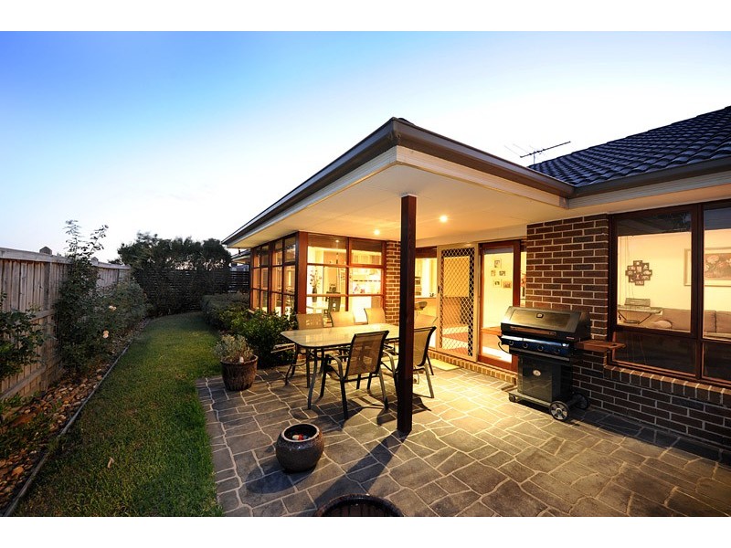 10 Viewgrand Drive, Berwick VIC 3806