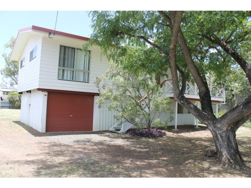 7 Carlow Drive, Dalby QLD 4405