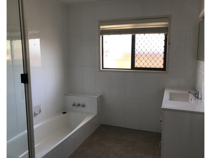 47 Eagle Street, Dalby QLD 4405