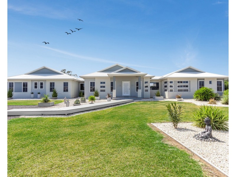 34 Banjo Paterson Place, Dalby QLD 4405