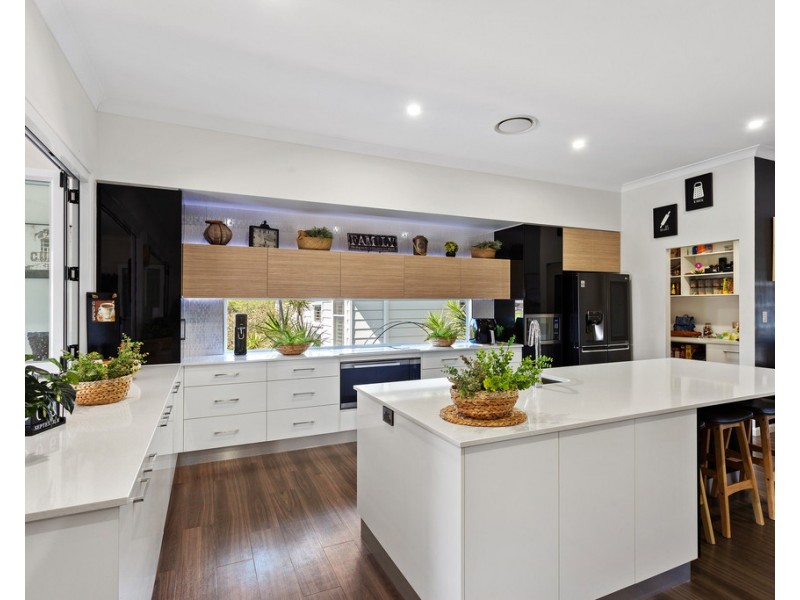 34 Banjo Paterson Place, Dalby QLD 4405