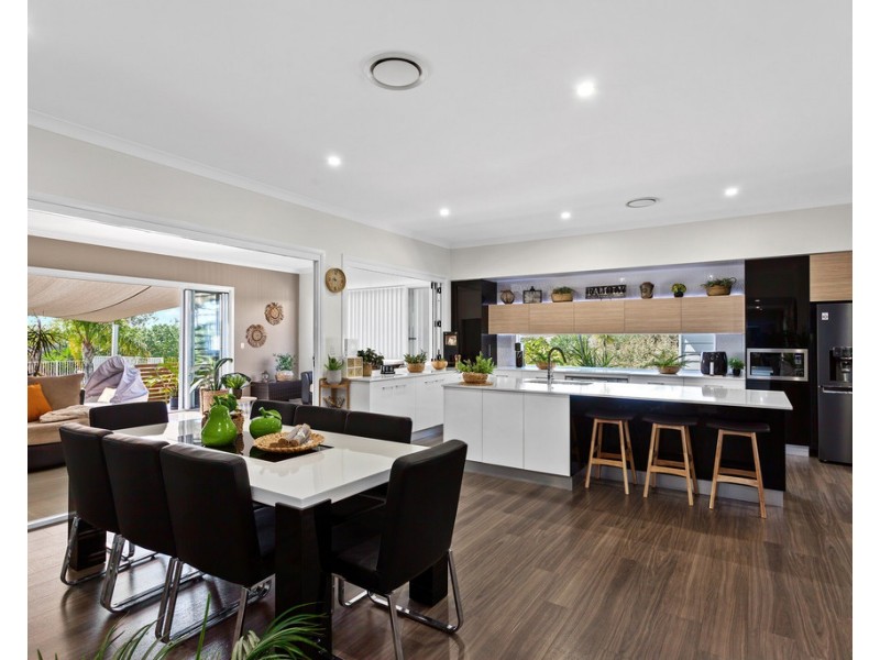 34 Banjo Paterson Place, Dalby QLD 4405