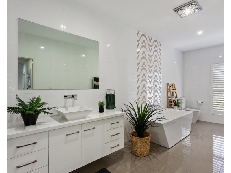 34 Banjo Paterson Place, Dalby QLD 4405