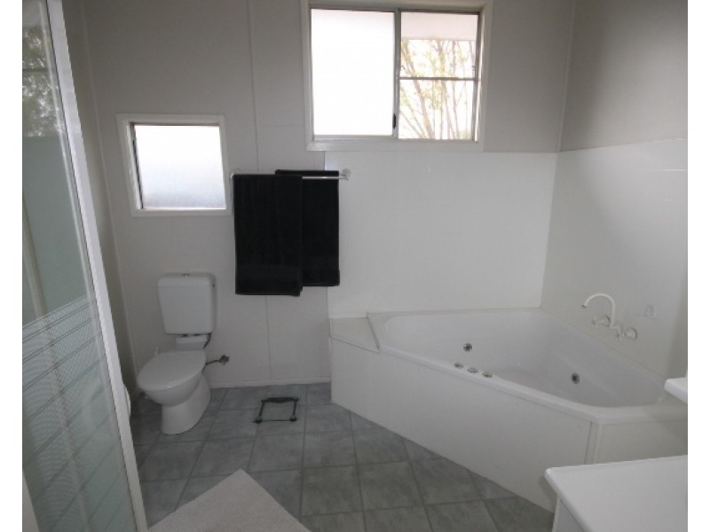 25 Patrick Street, Dalby QLD 4405
