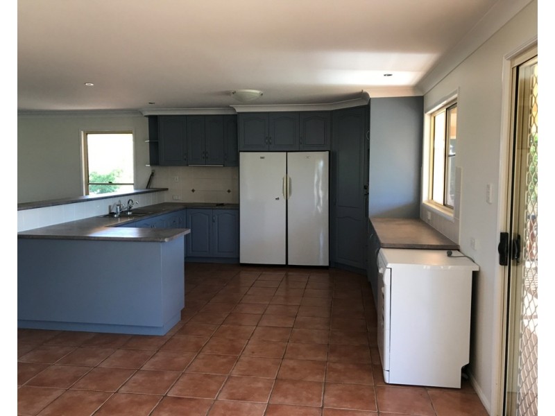 9 Jackara Court, Dalby QLD 4405