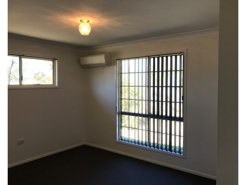 9 Jackara Court, Dalby QLD 4405