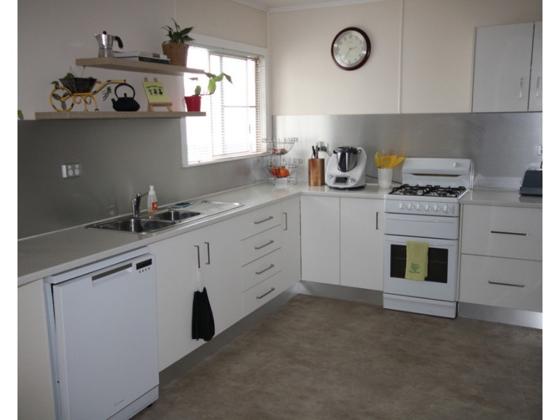 1 Geisel Street, Dalby QLD 4405