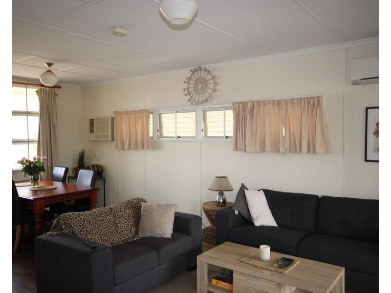 70 Palmer Street, Dalby QLD 4405