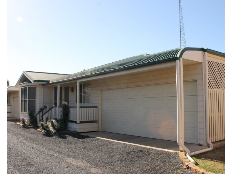 2/51 Edward Street, Dalby QLD 4405