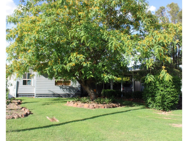 33 Burke Street, Dalby QLD 4405