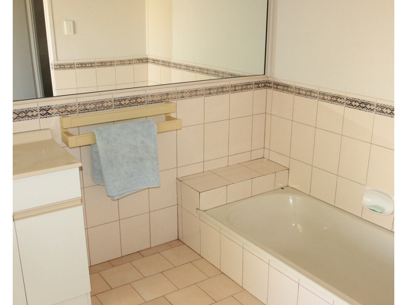 33 Burke Street, Dalby QLD 4405