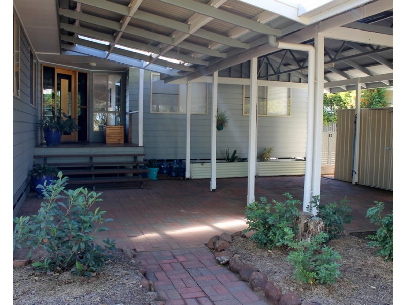 33 Burke Street, Dalby QLD 4405