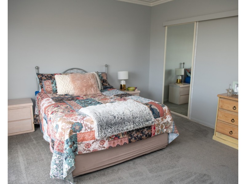 6 Agnes Street, Dalby QLD 4405
