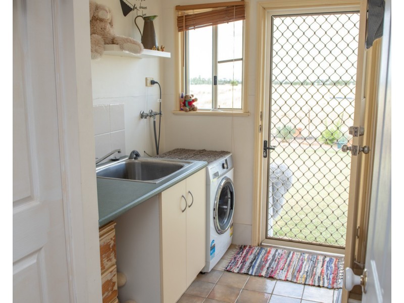 6 Agnes Street, Dalby QLD 4405