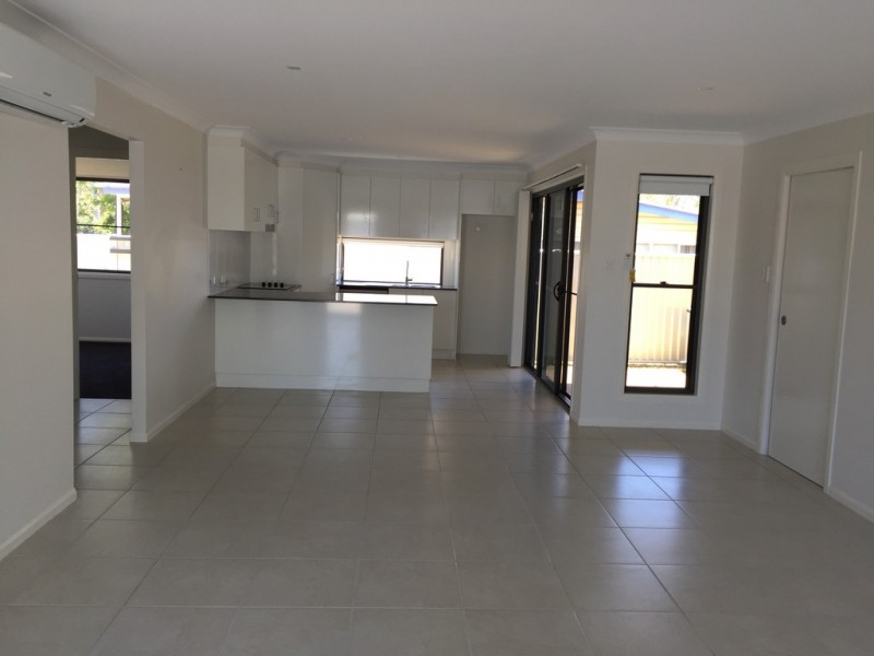 1/19 Bunya Street, Dalby QLD 4405