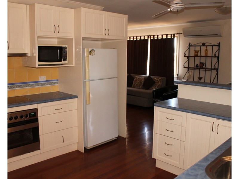 84-90 Nicholson st, Dalby QLD 4405