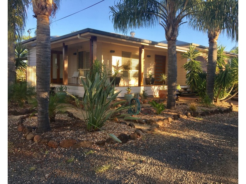 16 Carindale Drive, Dalby QLD 4405