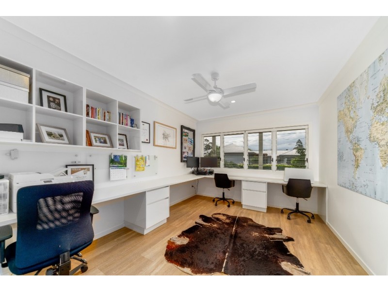 2 Banjo Patterson Place, Dalby QLD 4405