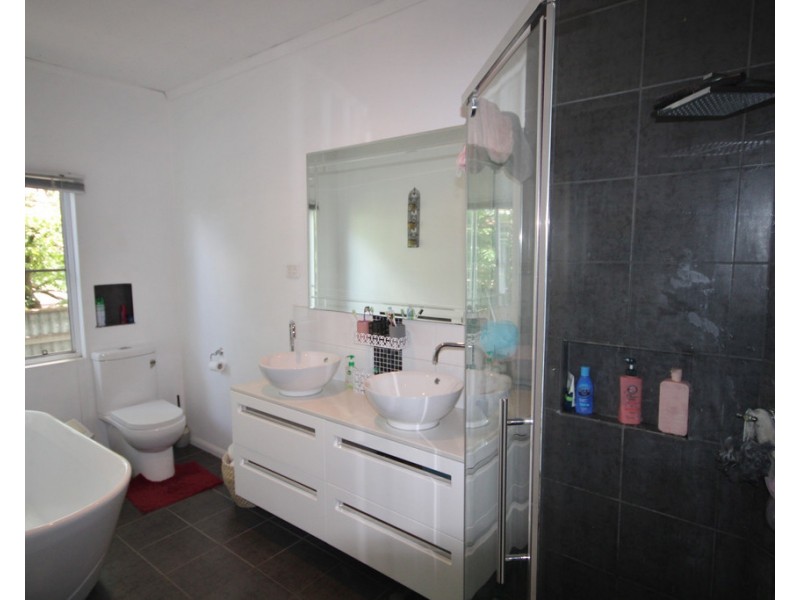 63 Nicholson Street, Dalby QLD 4405