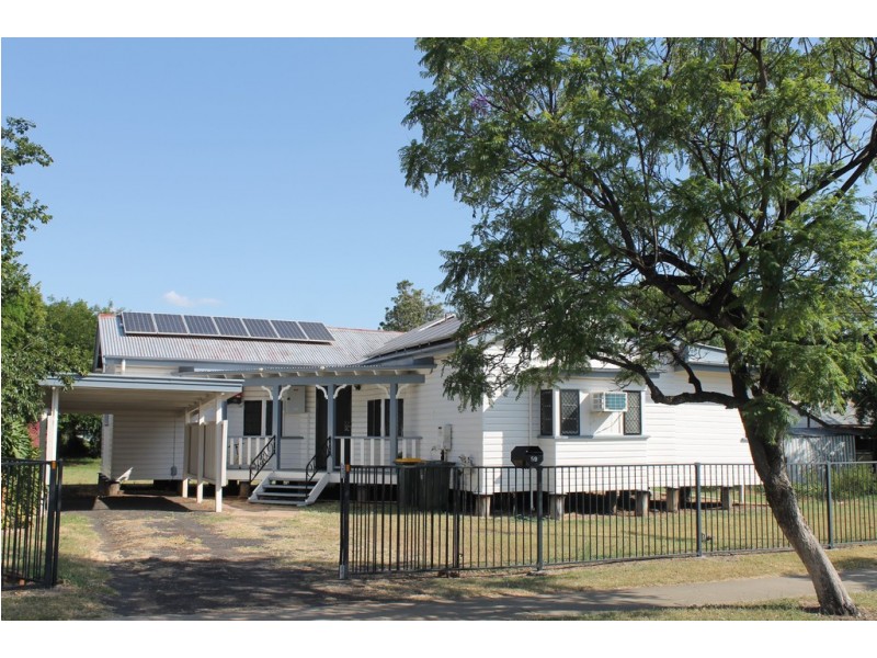 59 Nicholson Street, Dalby QLD 4405
