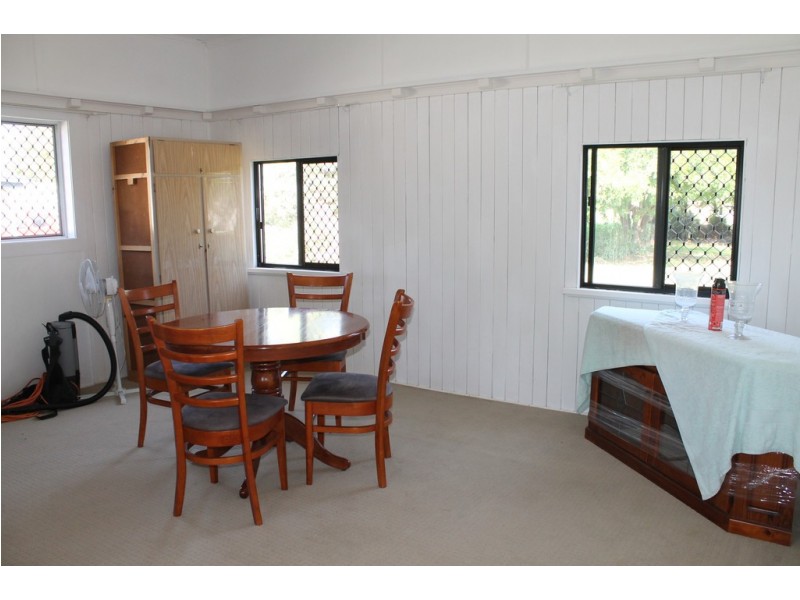 59 Nicholson Street, Dalby QLD 4405