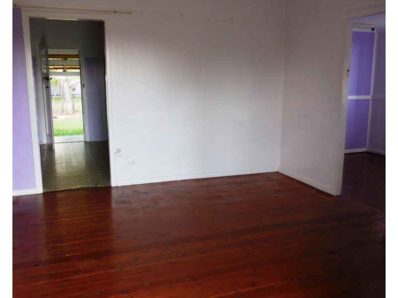 1 Blaxland Road, Dalby QLD 4405