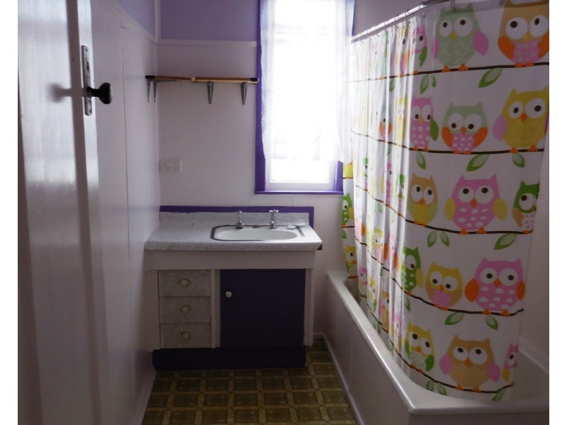 1 Blaxland Road, Dalby QLD 4405