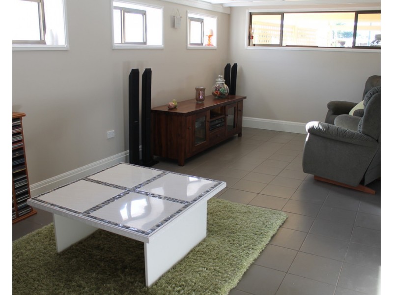 3 Hall Street, Dalby QLD 4405