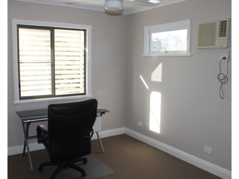 3 Hall Street, Dalby QLD 4405