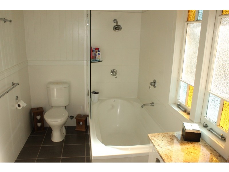 14 Dan Street, Dalby QLD 4405