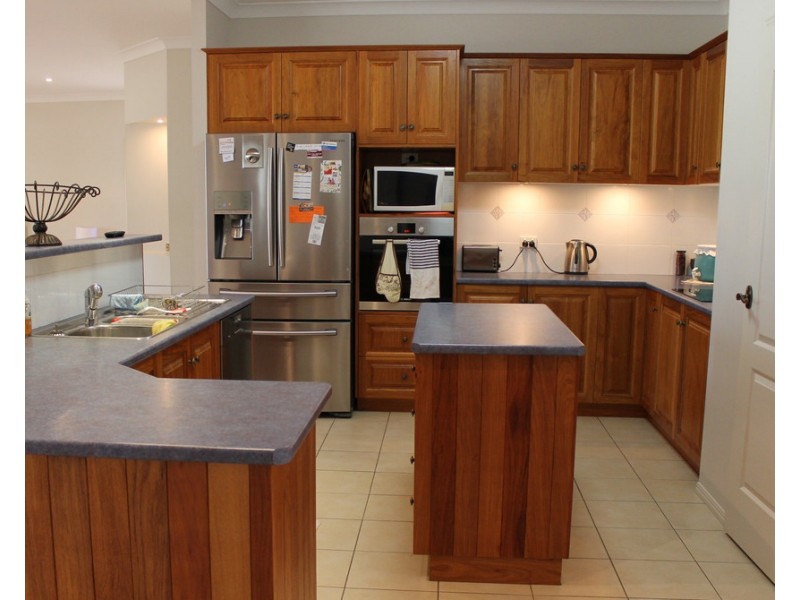 64 Thoroughbred Parade, Dalby QLD 4405