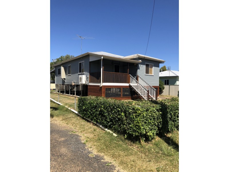 5 Clark St, Dalby QLD 4405