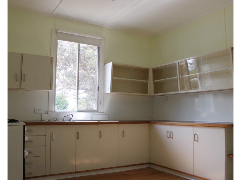 70 Arthur Street, Dalby QLD 4405
