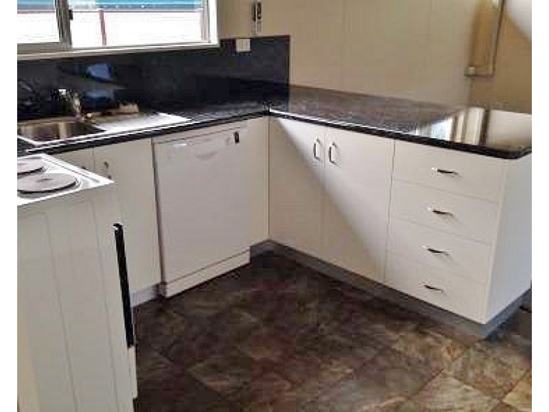 8 Palmer Street, Dalby QLD 4405