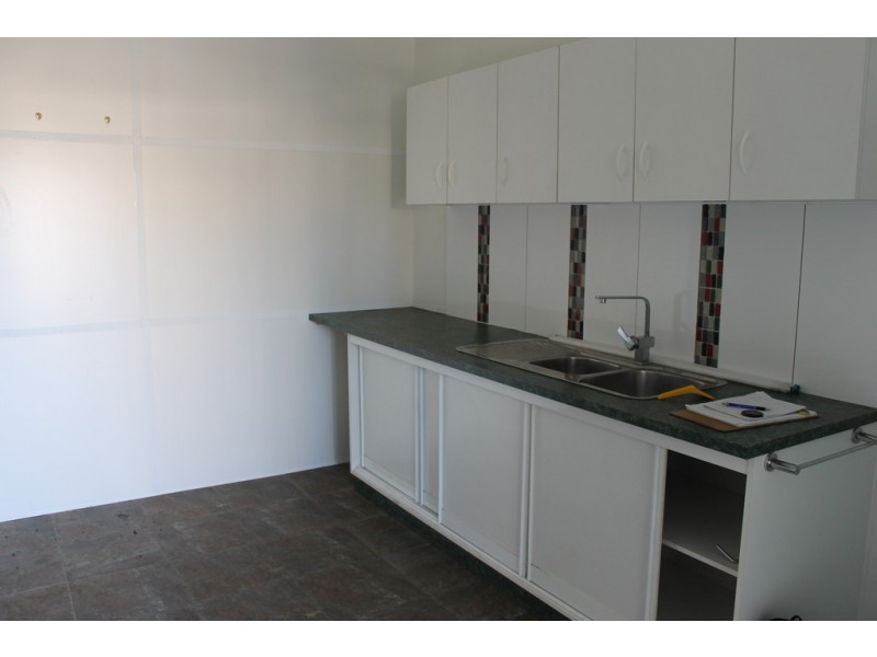 16b Eileen Street, Dalby QLD 4405