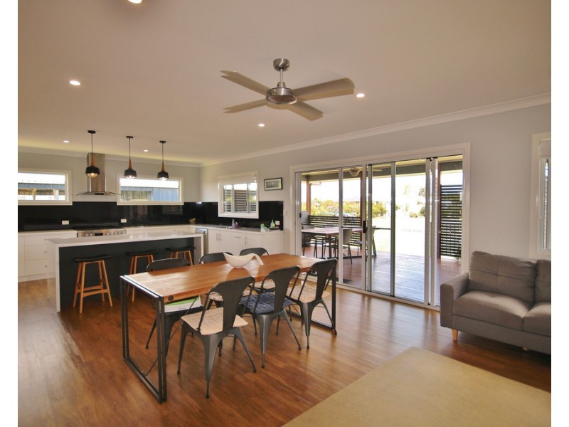 142 Sandalwood Avenue East, Dalby QLD 4405