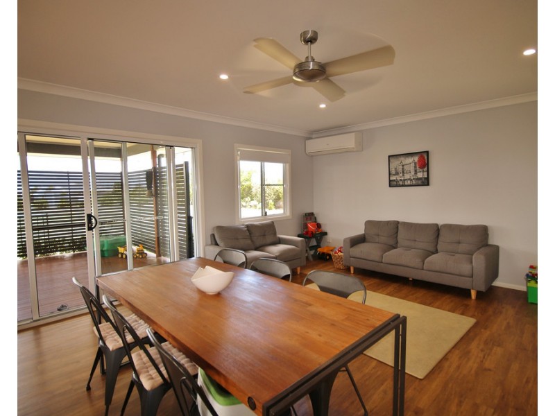 142 Sandalwood Avenue East, Dalby QLD 4405