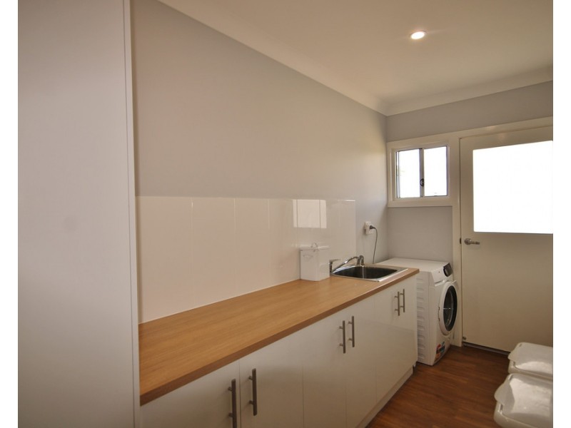 142 Sandalwood Avenue East, Dalby QLD 4405