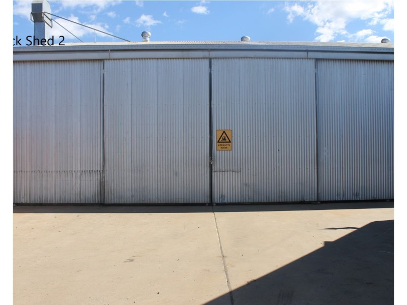 41-43 Loudoun Road, Dalby QLD 4405