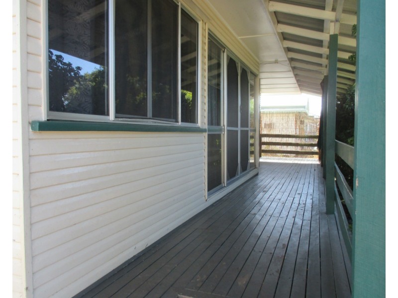 8 Stewart Street, Jandowae QLD 4410