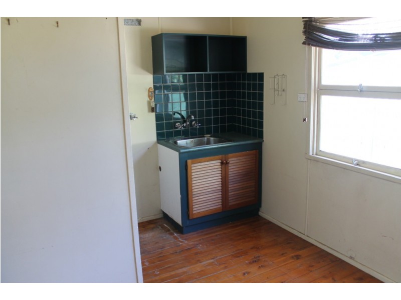82 Nicholson Street, Dalby QLD 4405